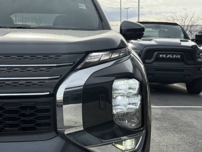 2025 Mitsubishi Outlander PHEV