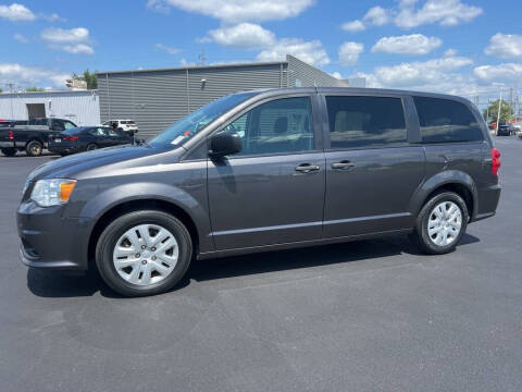 2019 Dodge Grand Caravan for sale at Kerns Ford Lincoln in Celina OH