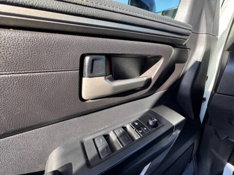 2023 Toyota Tundra SR5