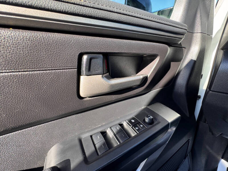 2023 Toyota Tundra SR5