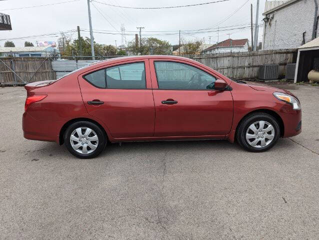 2017 Nissan Versa 1.6 S Plus