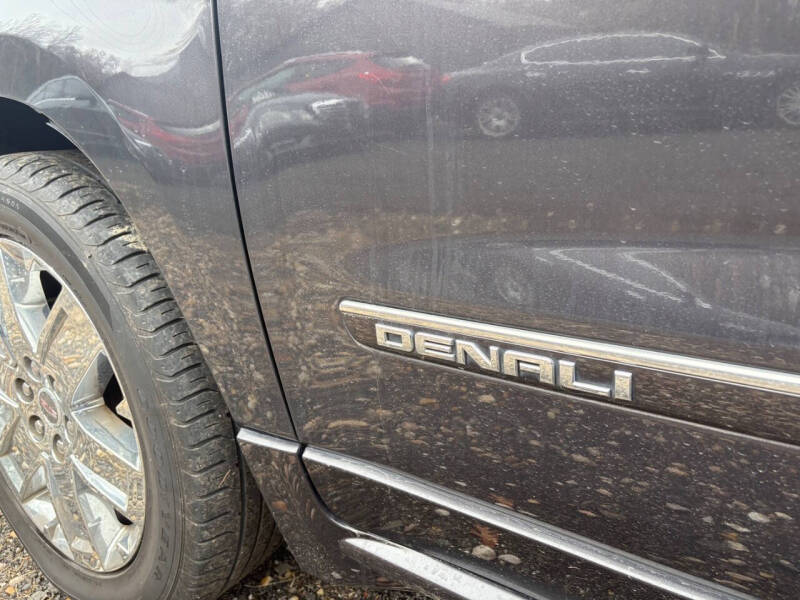 2016 GMC Acadia Denali