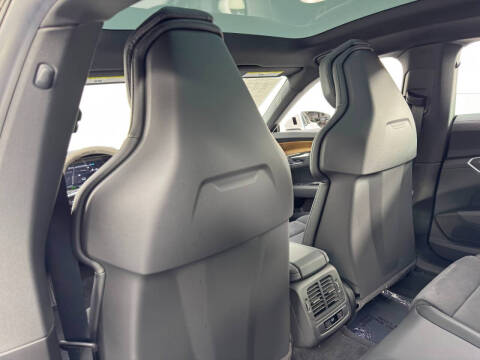 2022 Audi e-tron GT quattro Premium Plus