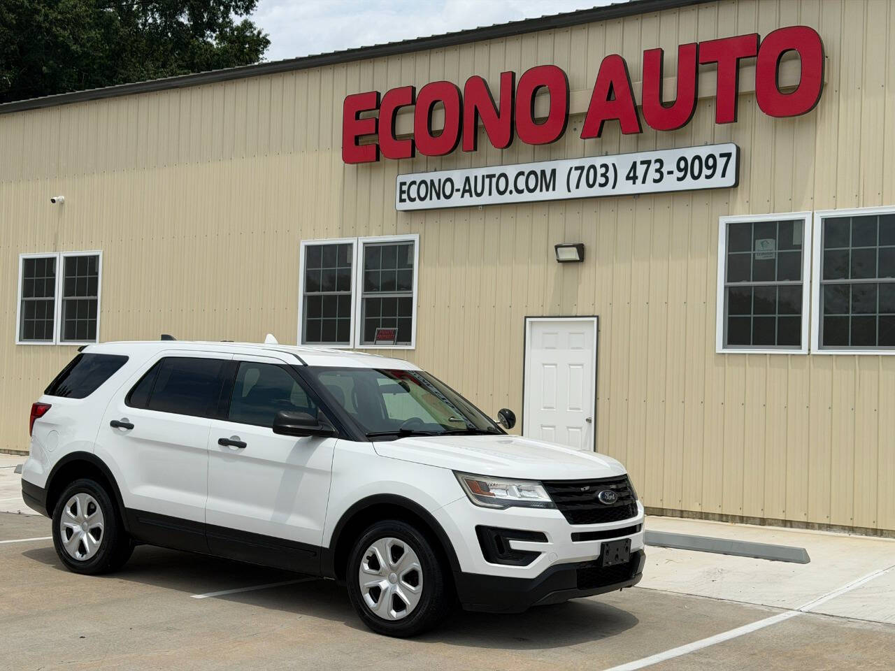 View vehicle photo 2