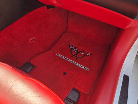 2004 Chevrolet Corvette