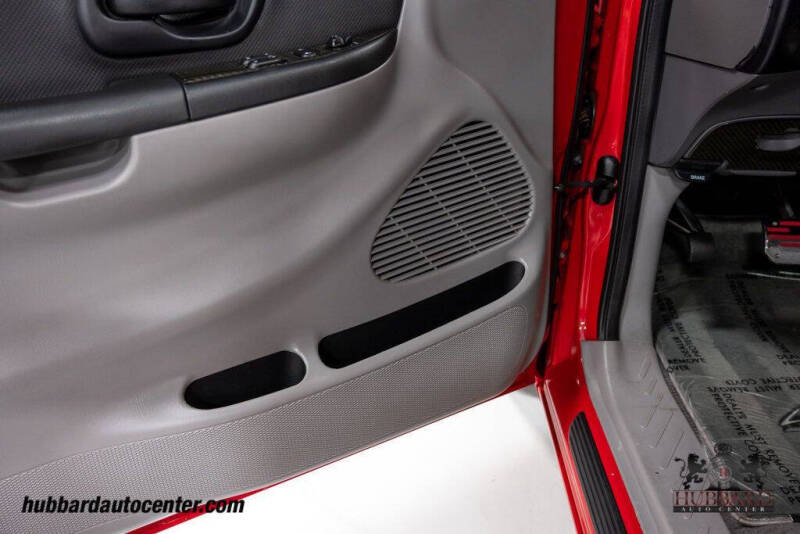 2002 Ford F-150 SVT Lightning