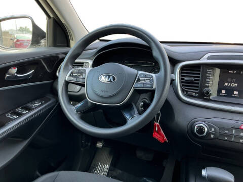 2020 Kia Sorento LX V6