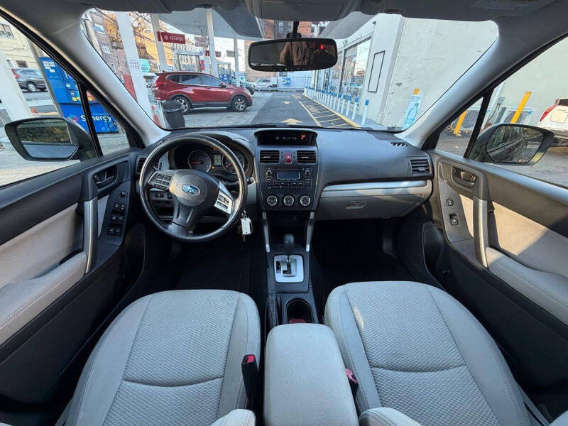 2014 Subaru Forester 2.5i