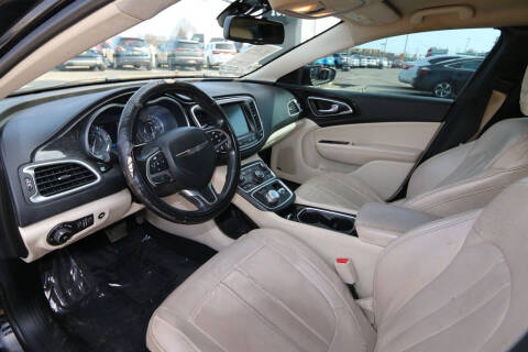 2015 Chrysler 200 C