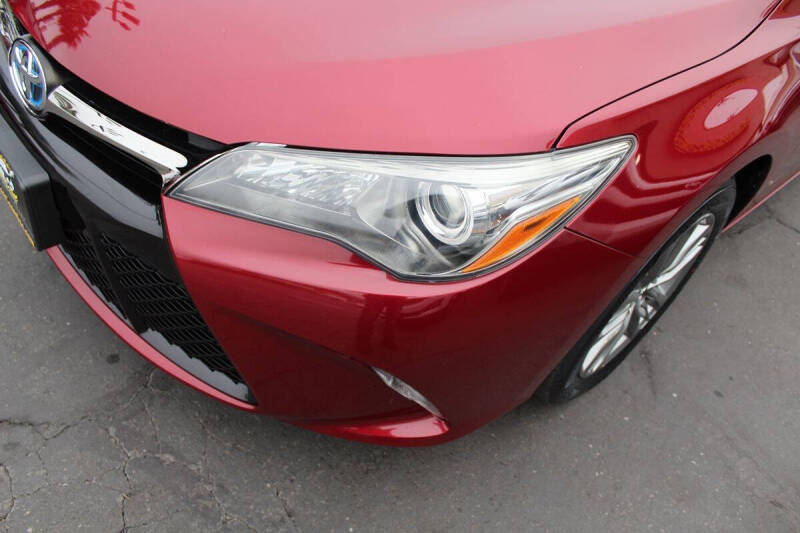 2015 Toyota Camry Hybrid SE