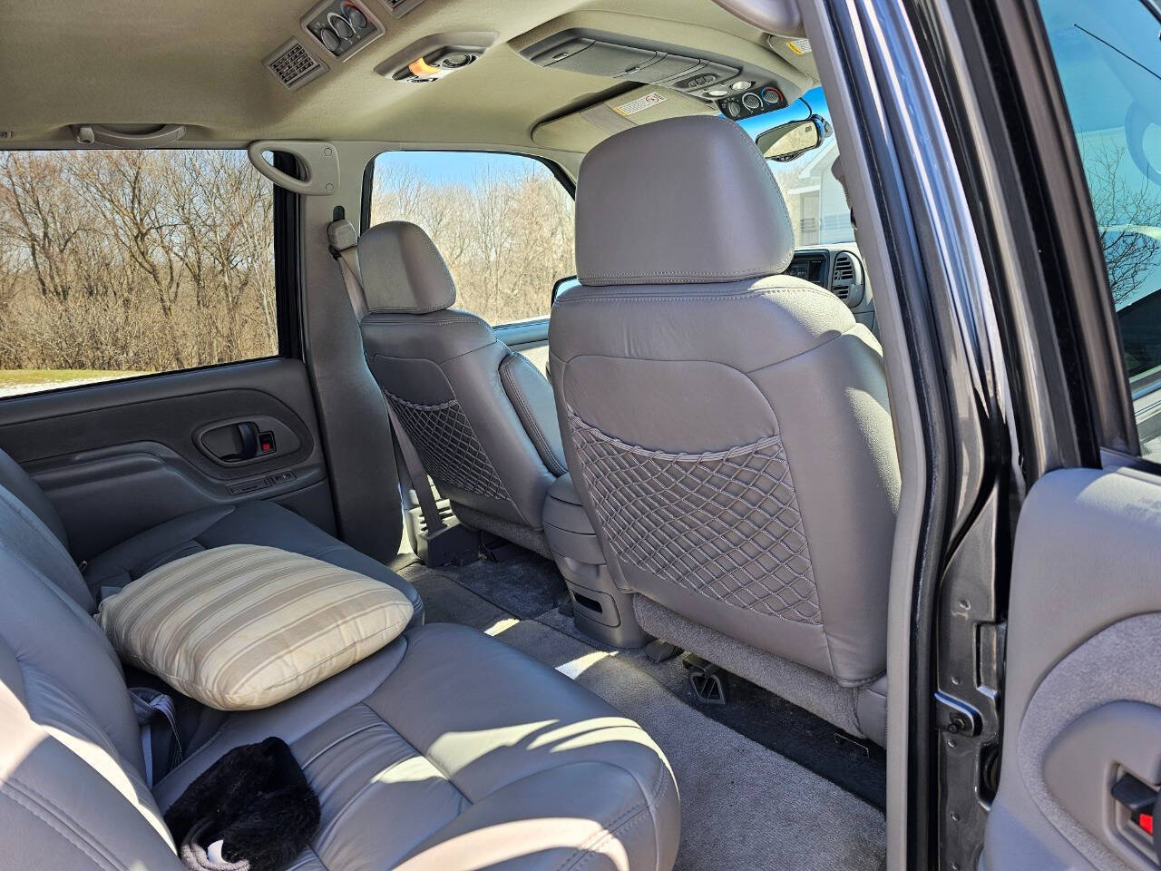 1999 GMC Suburban 167