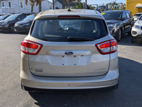 2017 Ford C-MAX Energi Titanium