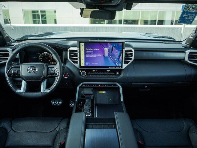 2024 Toyota Tundra Platinum HV