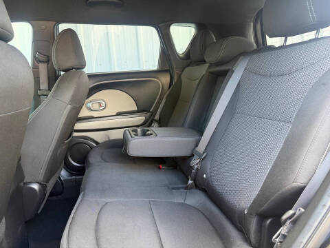 2017 Kia Soul +
