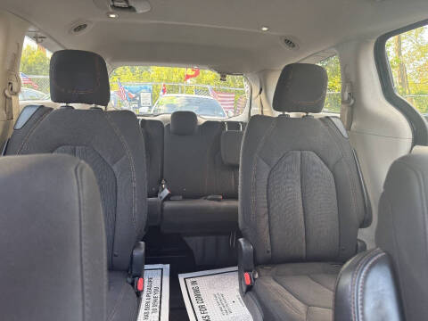 2017 Chrysler Pacifica Touring