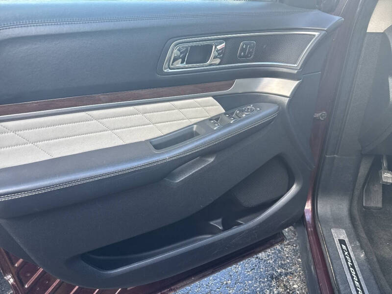 2018 Ford Explorer Platinum