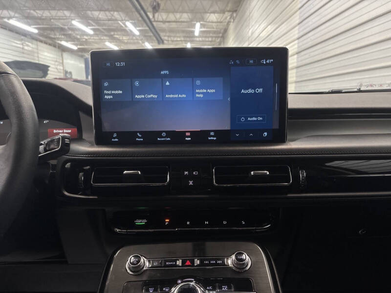 2022 Lincoln Nautilus Standard