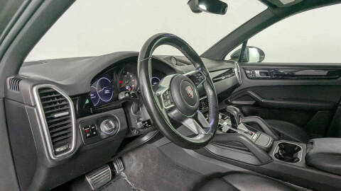 2019 Porsche Cayenne S