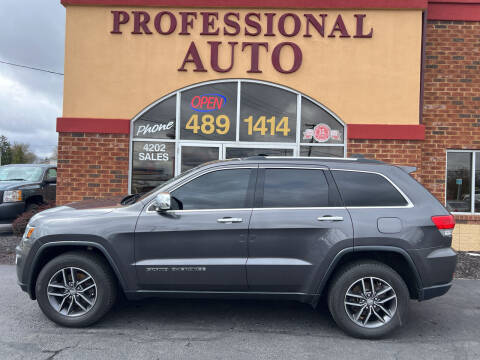 2017 Jeep Grand Cherokee for sale at Professional Auto Sales & Service in Fort Wayne IN