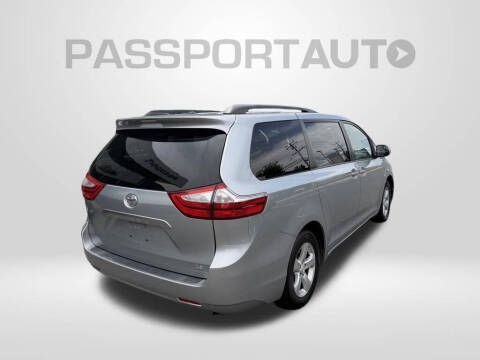 2015 Toyota Sienna