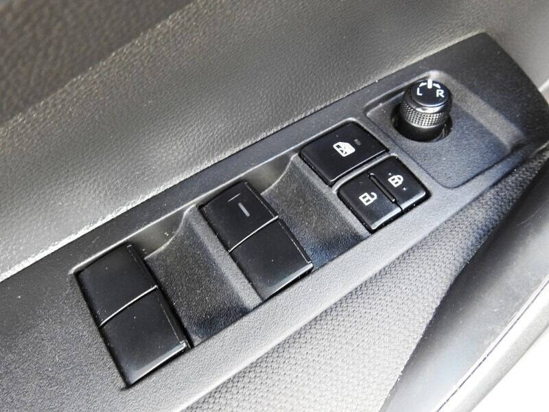 2020 Toyota Corolla Sedan - $15,900