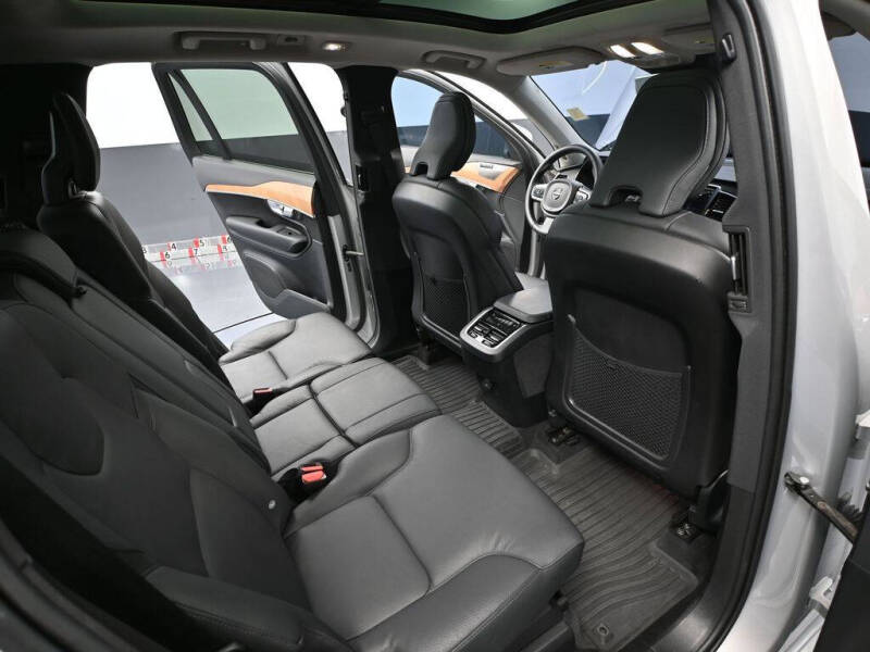 2024 Volvo XC90 B5 Plus Bright Theme