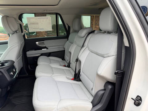 2026 Ford Expedition MAX Platinum