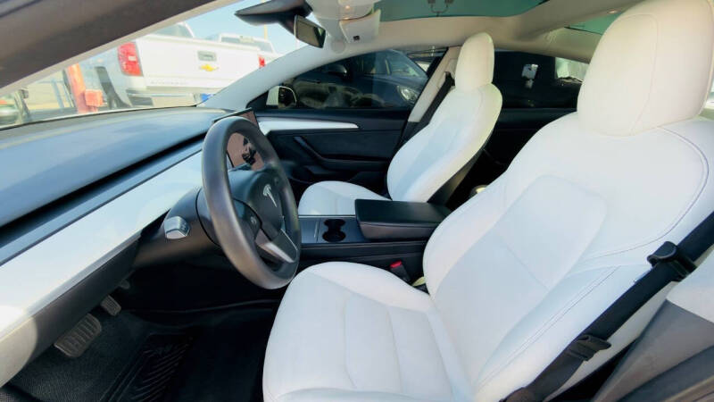 2022 Tesla Model 3 Long Range
