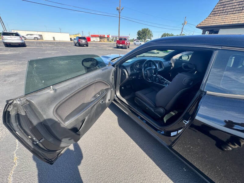 2015 Dodge Challenger SXT