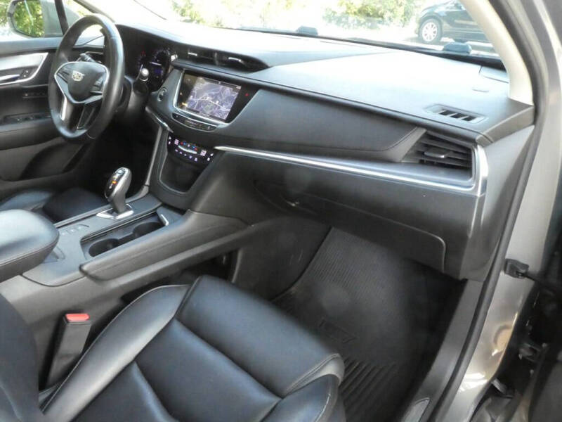 2017 Cadillac XT5 Premium Luxury