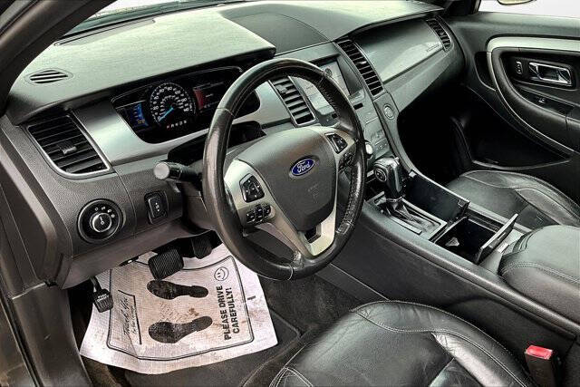 2016 Ford Taurus SEL