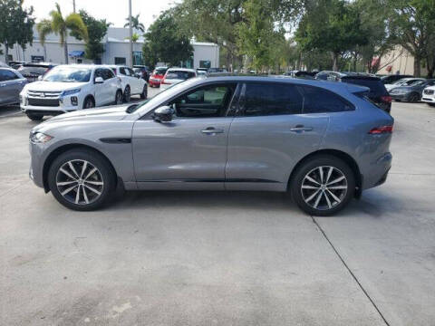 2024 Jaguar F-PACE P250 R-Dynamic S