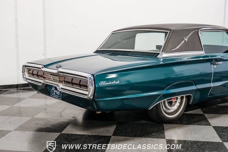 1966 Ford Thunderbird