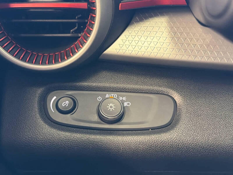 2024 Chevrolet Trax RS