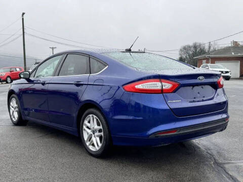 2016 Ford Fusion SE