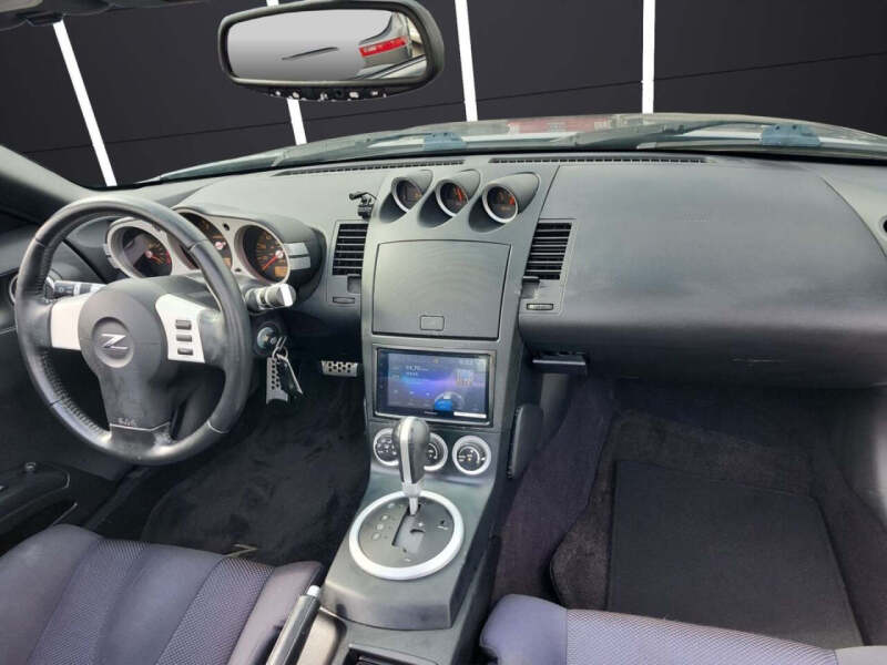 2004 Nissan 350Z Enthusiast