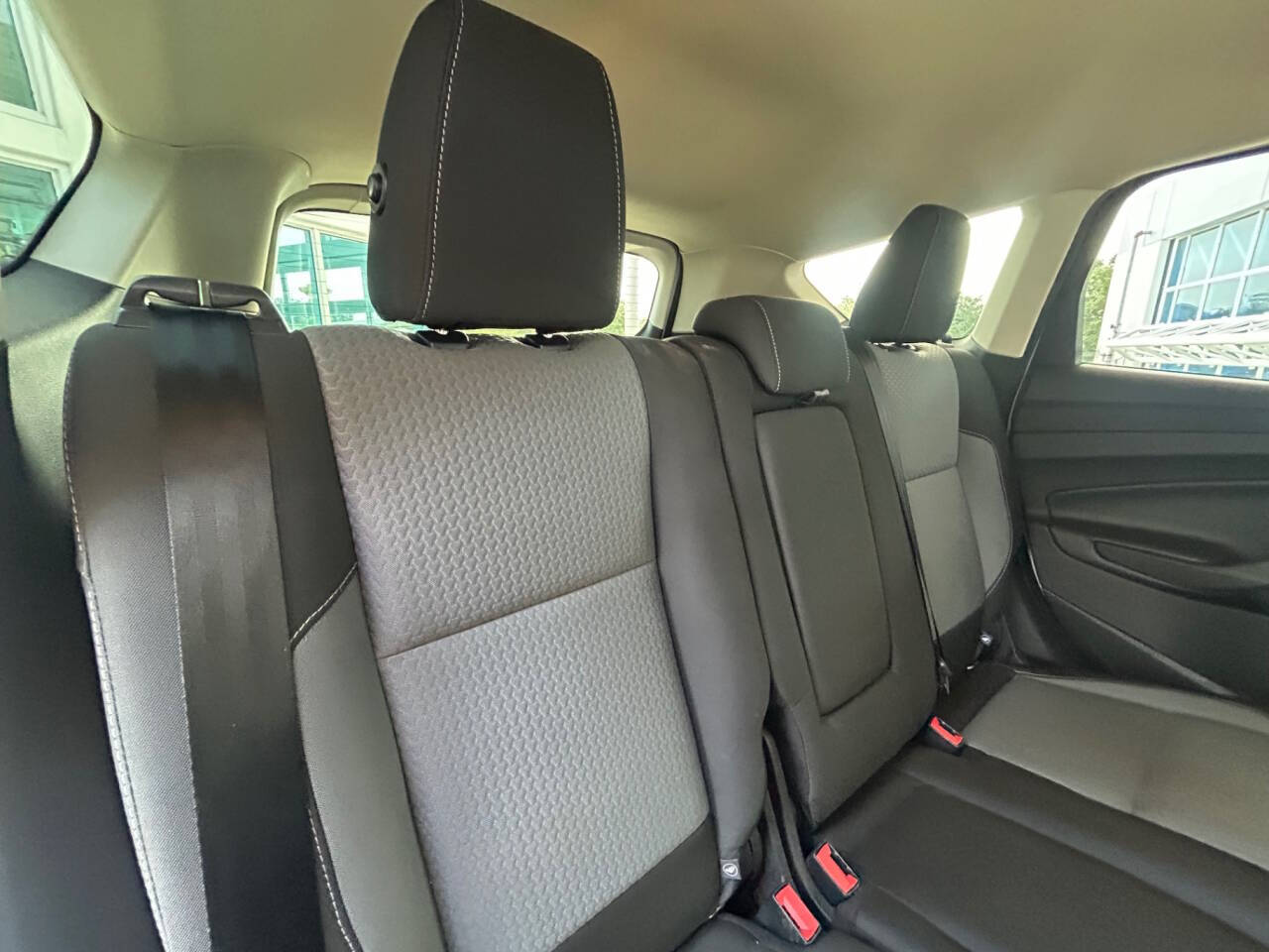 2017 Ford Escape 34