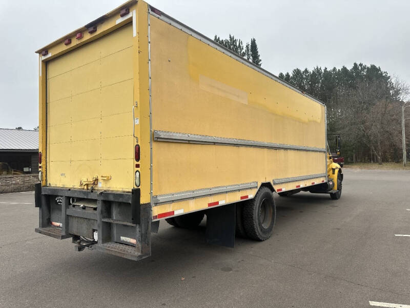 2005 International DuraStar 4300