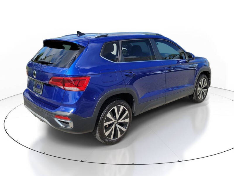 2024 Volkswagen Taos SE