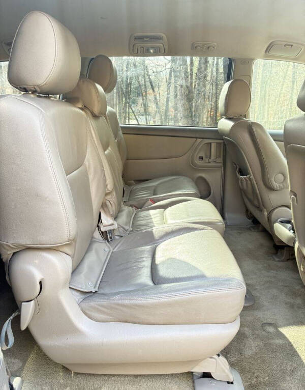 2008 Toyota Sienna LE 7-Passenger