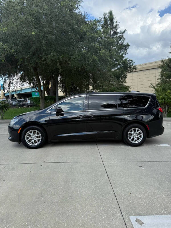 2017 Chrysler Pacifica Touring