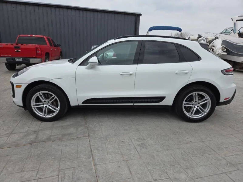 2022 Porsche Macan