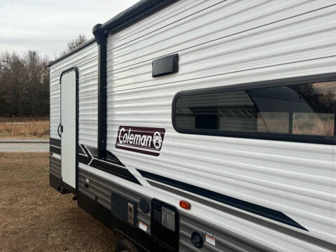 2022 Coleman LANTERN 263BH