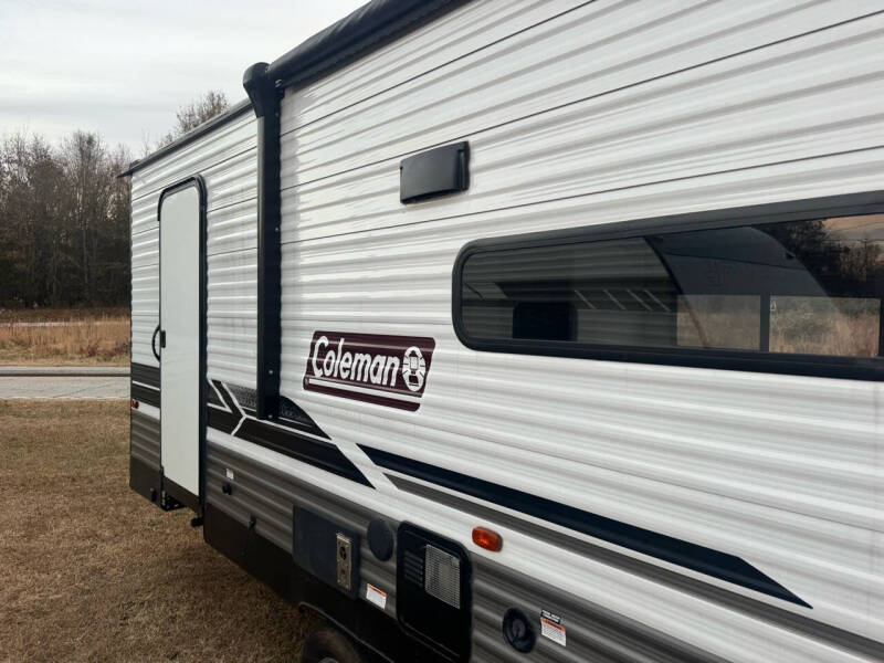 2022 Coleman LANTERN 263BH