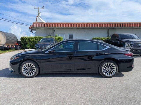 2022 Lexus ES 350 Ultra Luxury