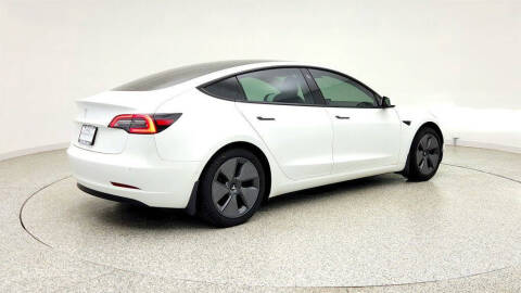 2021 Tesla Model 3 Standard Range Plus