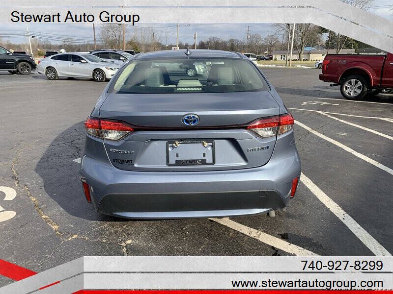 2022 Toyota Corolla Hybrid LE