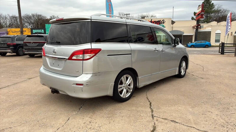 2016 Nissan Quest