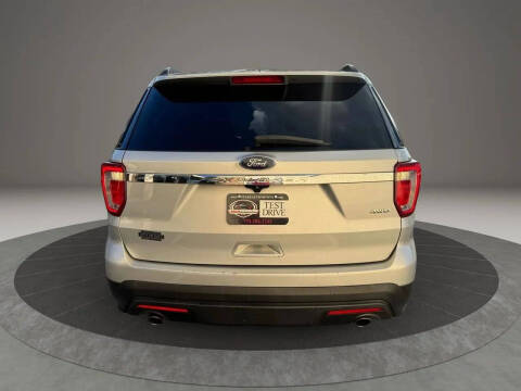 2017 Ford Explorer