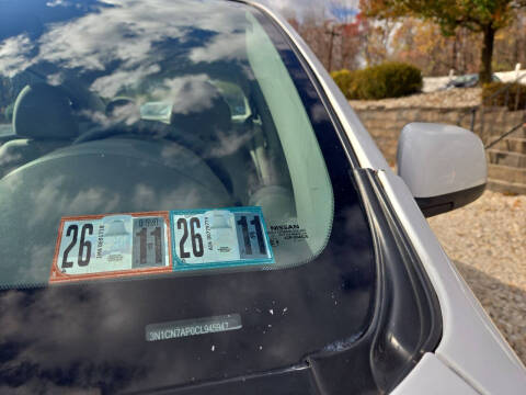 2012 Nissan Versa 1.6 SV